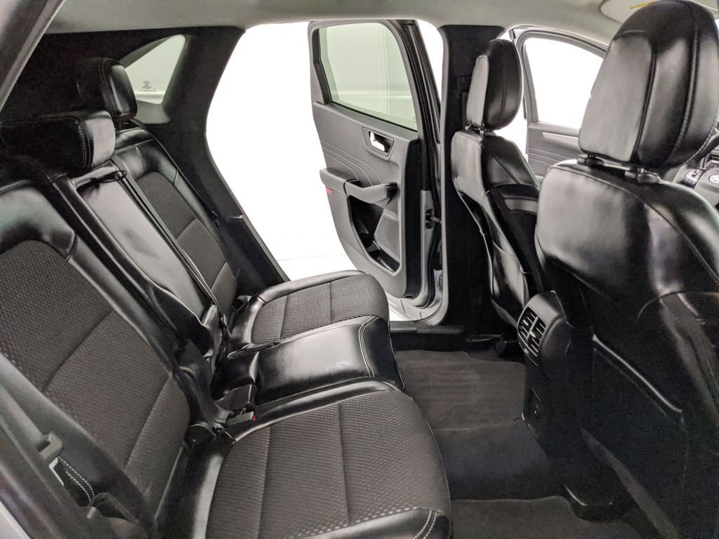 Certified 2023 Ford Escape SE image 19