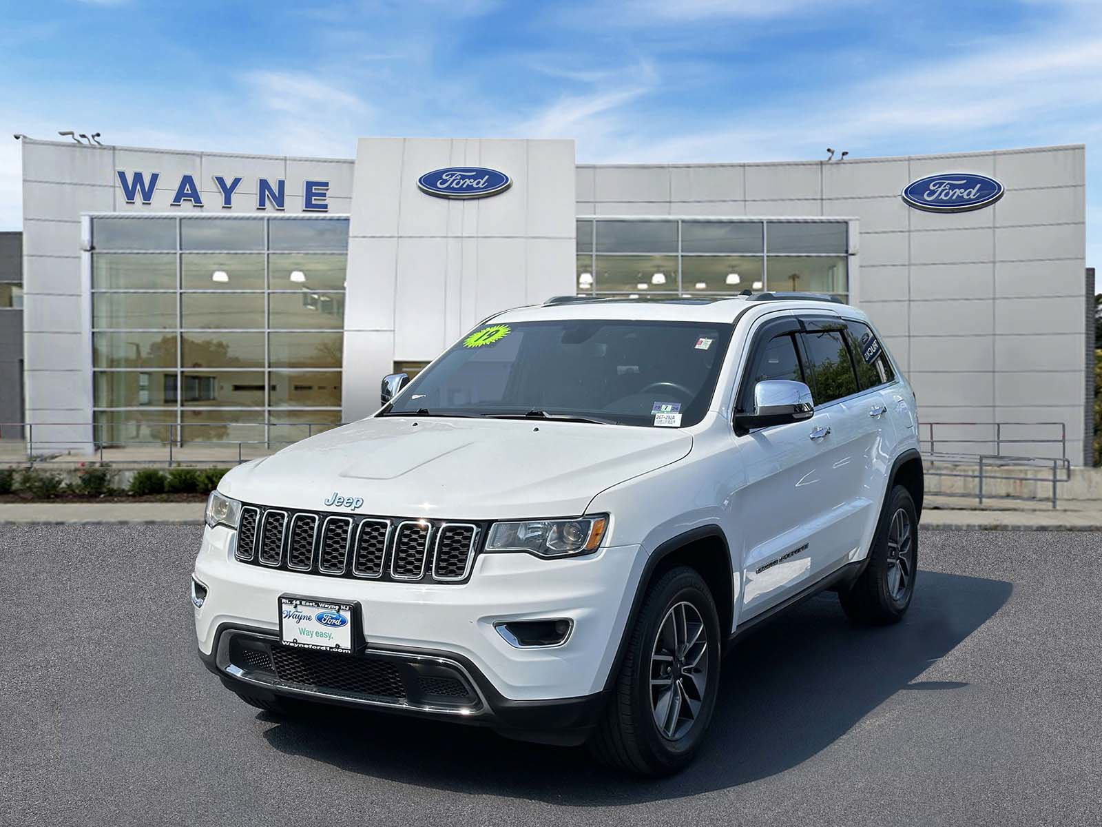 Used 2019 Jeep Grand Cherokee Limited AWD/4WD image 2