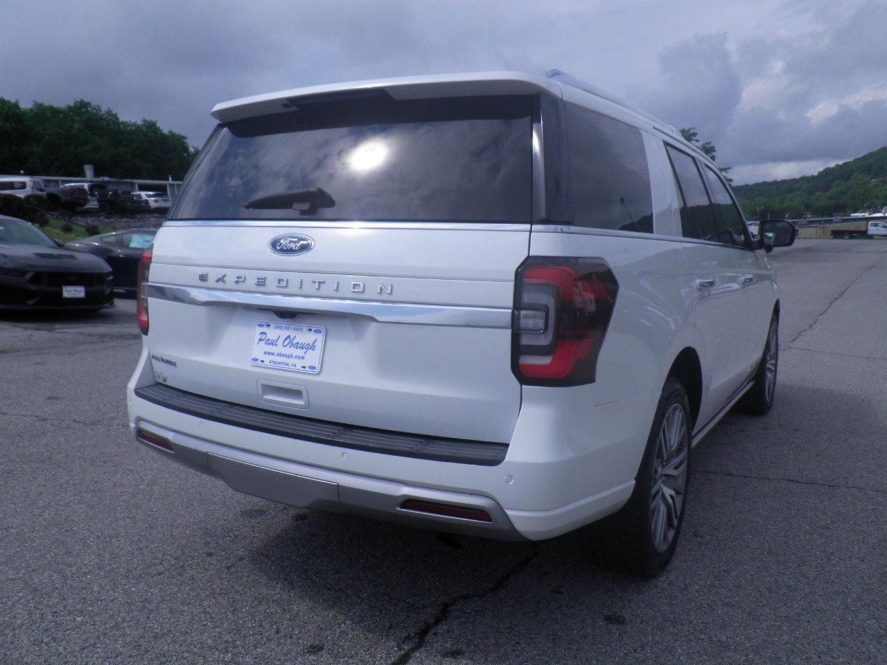 Certified 2023 Ford Expedition Platinum AWD/4WD image 6