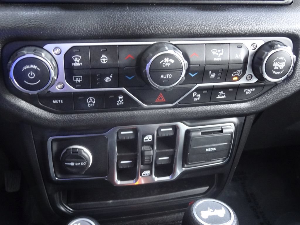 Used 2024 Jeep Wrangler Unlimited Sport AWD/4WD image 29