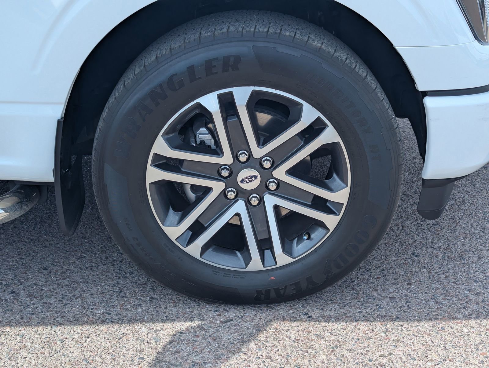 Certified 2023 Ford F150 XL w/ STX Appearance Package image 9