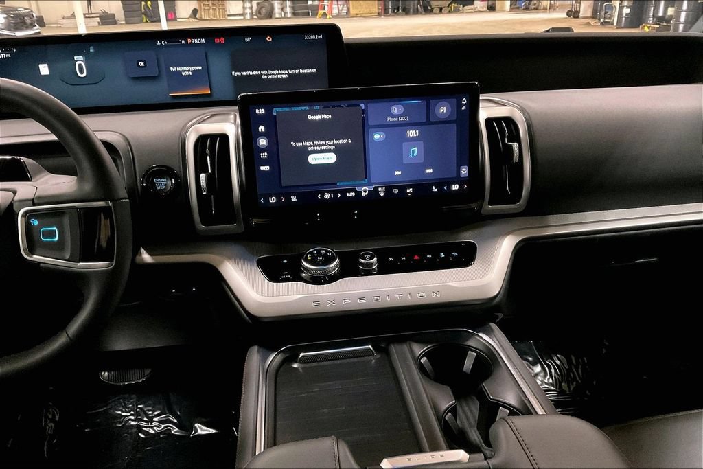 Certified 2025 Ford Expedition Max Active AWD/4WD image 6