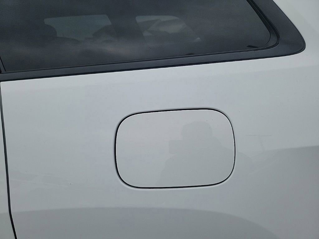 Used 2021 Jeep Grand Cherokee Laredo X image 10