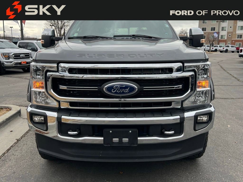 Certified 2022 Ford F350 Lariat w/ Chrome Package image 4