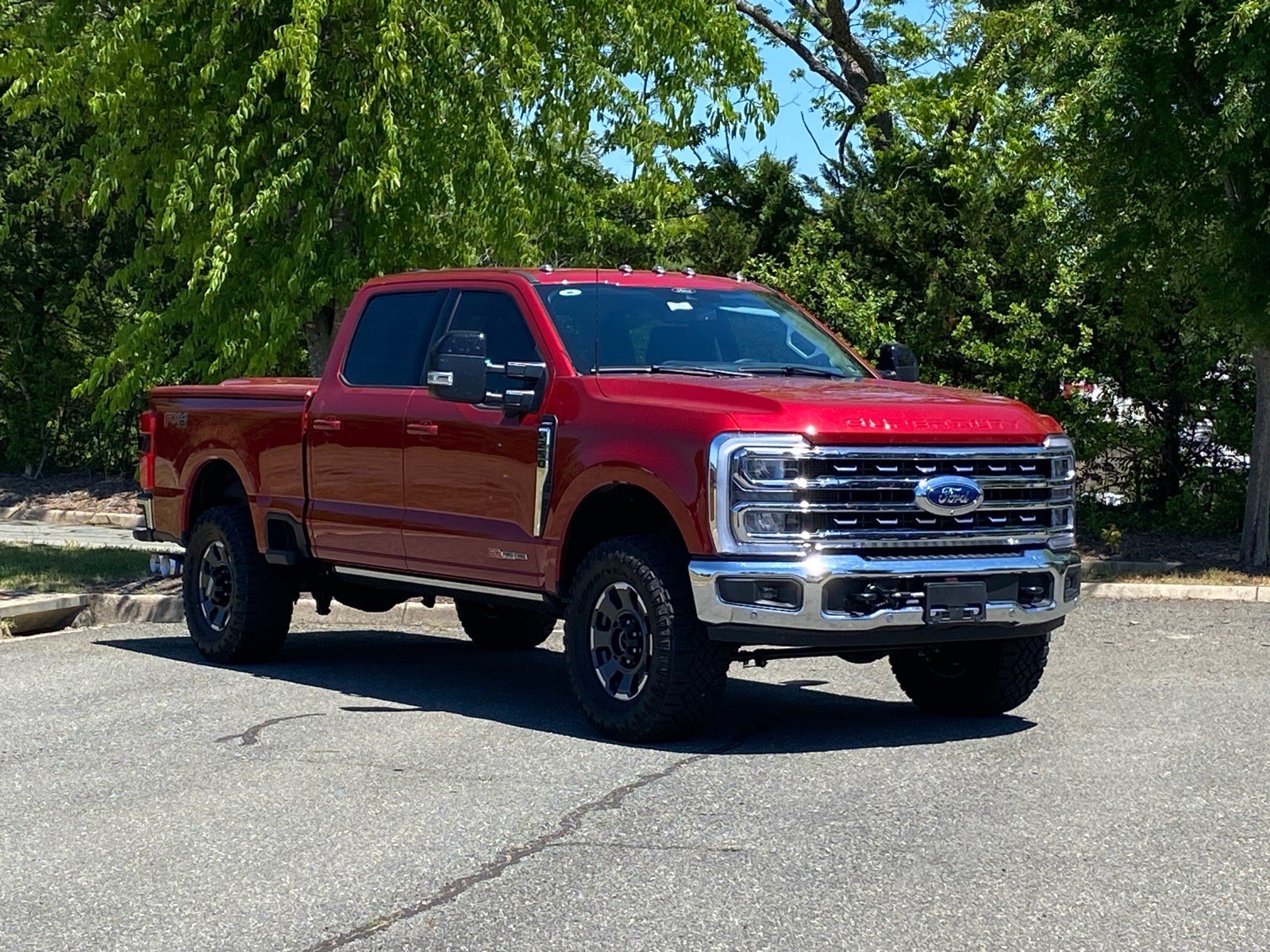Certified 2024 Ford F250 Lariat w/ Lariat Ultimate Package AWD/4WD image 2