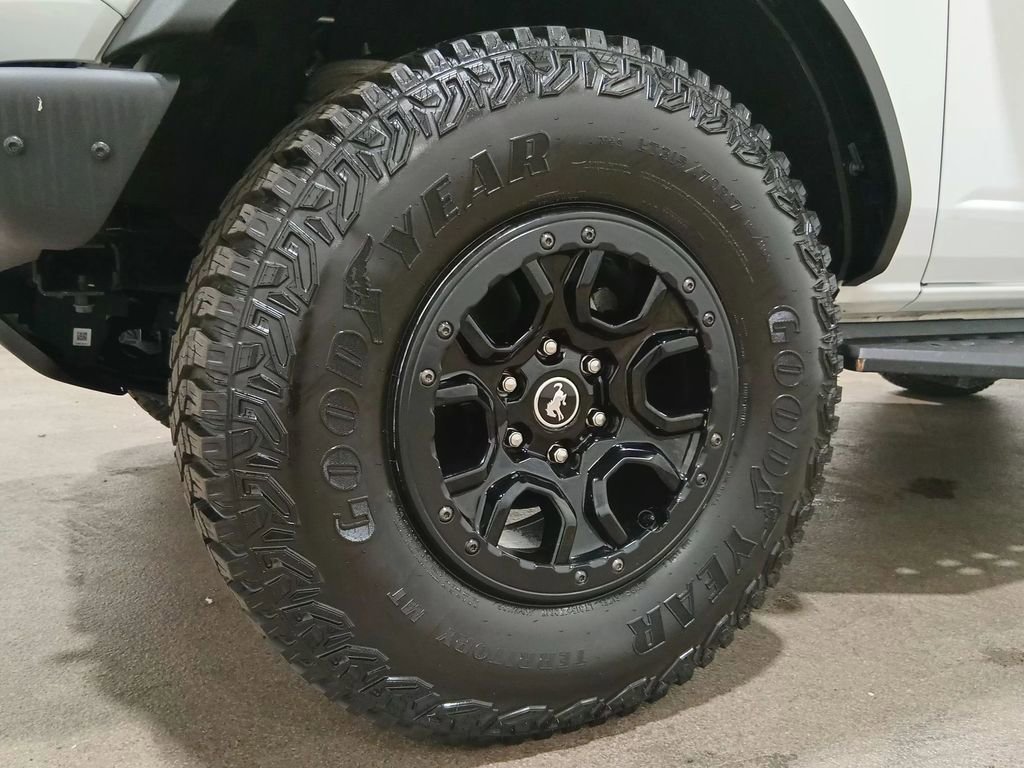 Certified 2021 Ford Bronco 4-Door w/ Sasquatch Package AWD/4WD image 13