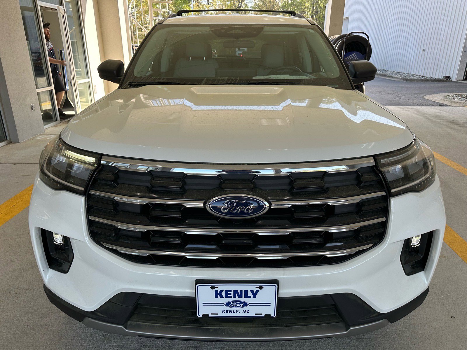 Certified 2025 Ford Explorer Active w/ Active Comfort Package RWD image 7