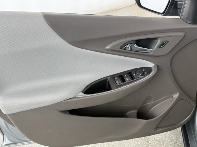Used 2024 Chevrolet Malibu LT FWD image 8