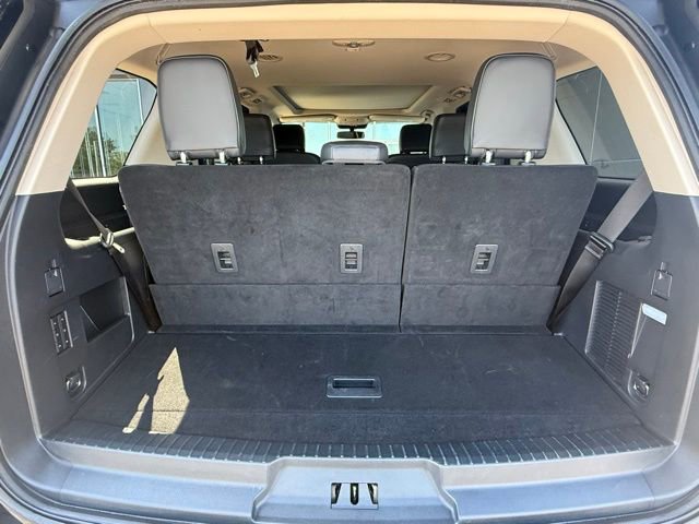 Certified 2024 Ford Expedition XLT RWD image 18