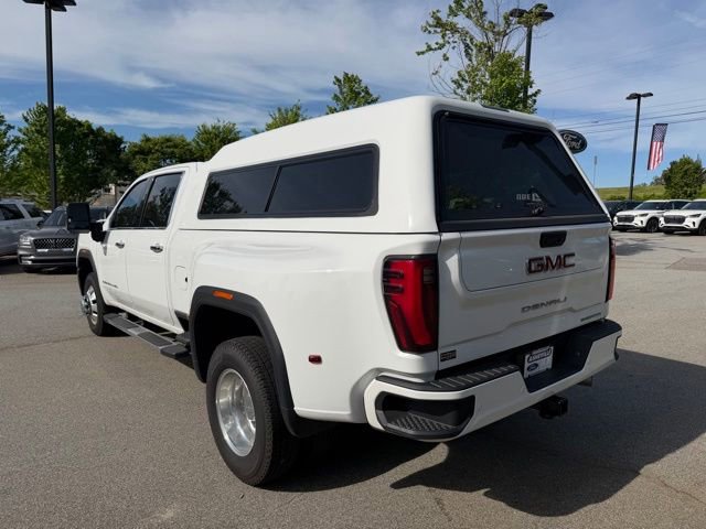 Used 2025 GMC Sierra 3500 Denali w/ Denali Reserve Package AWD/4WD image 3
