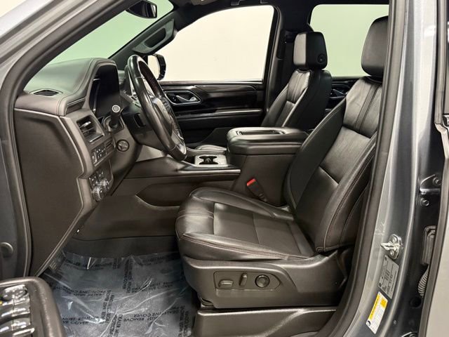 Used 2022 Chevrolet Suburban RST w/ Luxury Package image 14