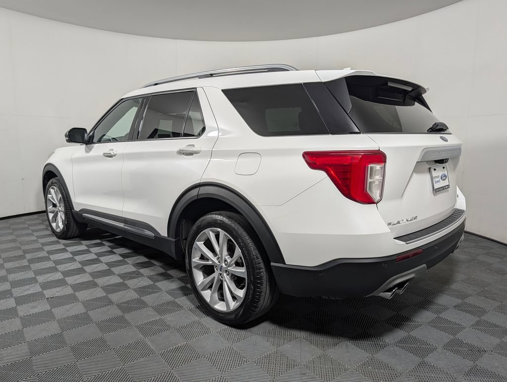 Certified 2023 Ford Explorer Platinum w/ Technology Package AWD/4WD image 5