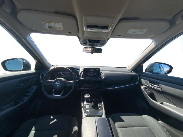 Used 2024 Nissan Rogue S FWD image 11
