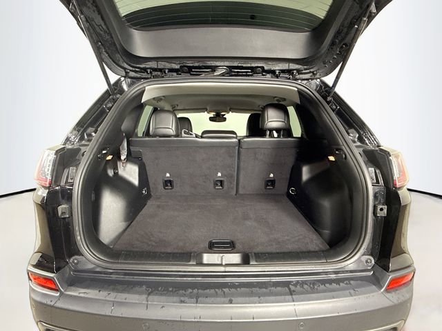 Used 2020 Jeep Cherokee Trailhawk w/ Technology Group image 24