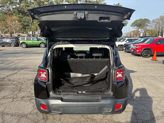 Used 2019 Jeep Renegade Sport w/ Sport Appearance Group image 9
