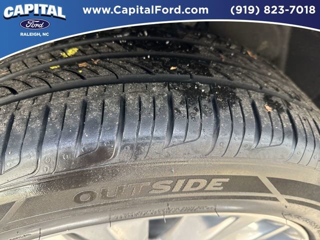 Certified 2024 Ford Edge Titanium w/ Titanium Elite Package image 14