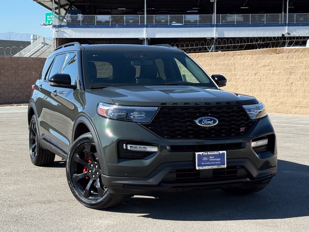 Certified 2023 Ford Explorer ST w/ Equipment Group 401A AWD/4WD image 3