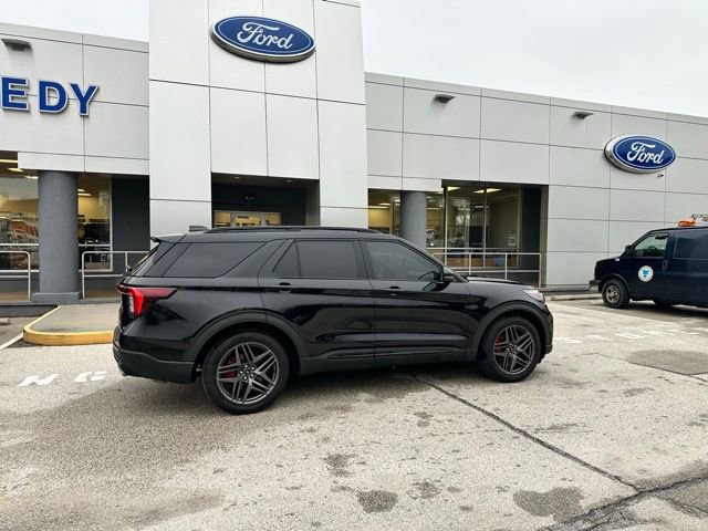 Certified 2025 Ford Explorer ST w/ Sun And Sound Package image 19