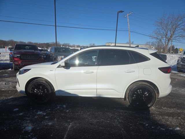 Certified 2023 Ford Escape ST-Line Elite image 11