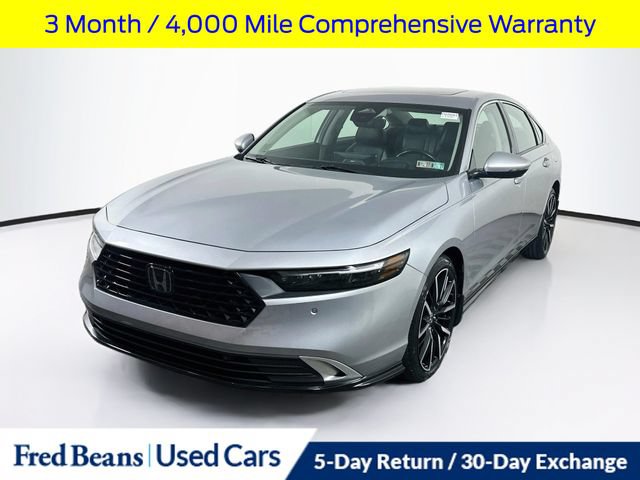 Used 2023 Honda Accord Touring image 3