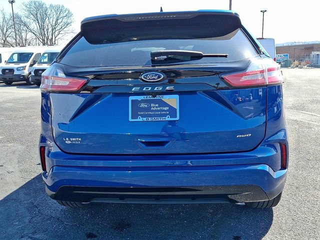Certified 2024 Ford Edge SE w/ Black Appearance Package image 5