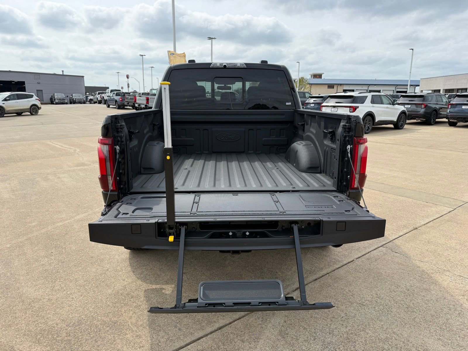 Certified 2024 Ford F150 Raptor image 9