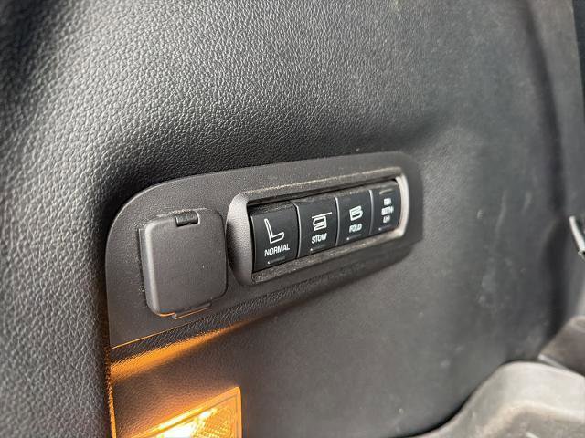 Certified 2018 Ford Explorer Sport w/ Equipment Group 401A image 31