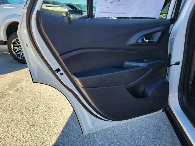 Used 2026 Chevrolet Trax RS w/ Sunroof Package FWD image 14