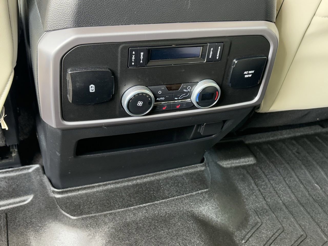 Certified 2021 Ford Expedition Platinum AWD/4WD image 23