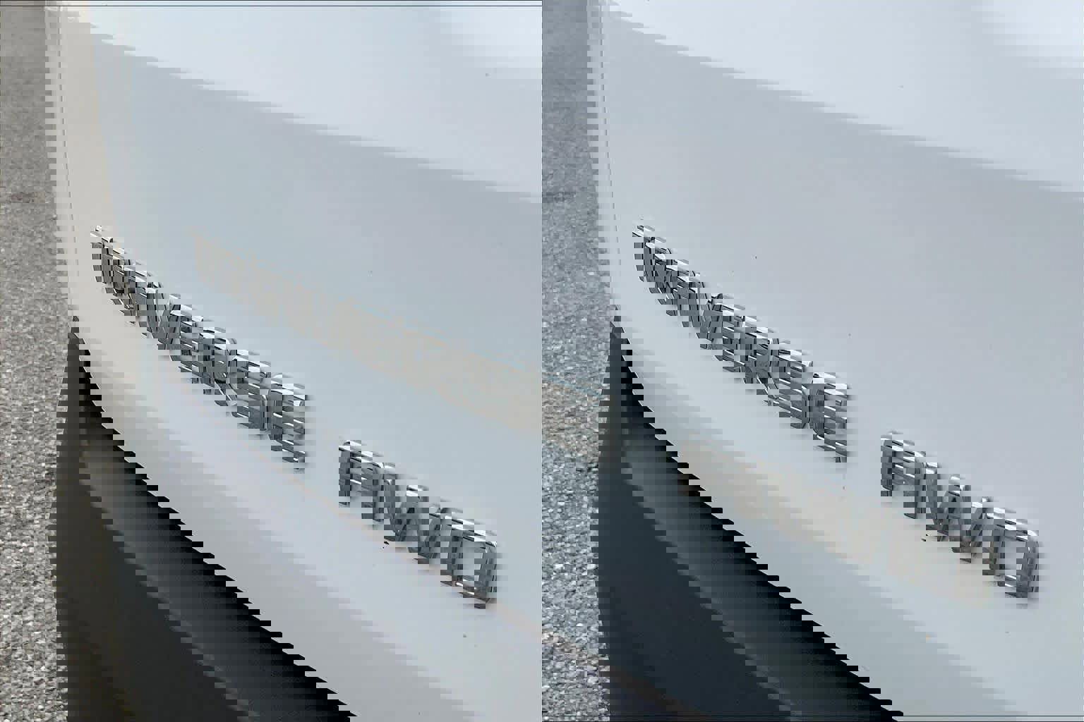 Used 2023 Chevrolet Traverse LT w/ Rear Camera Mirror Package image 30