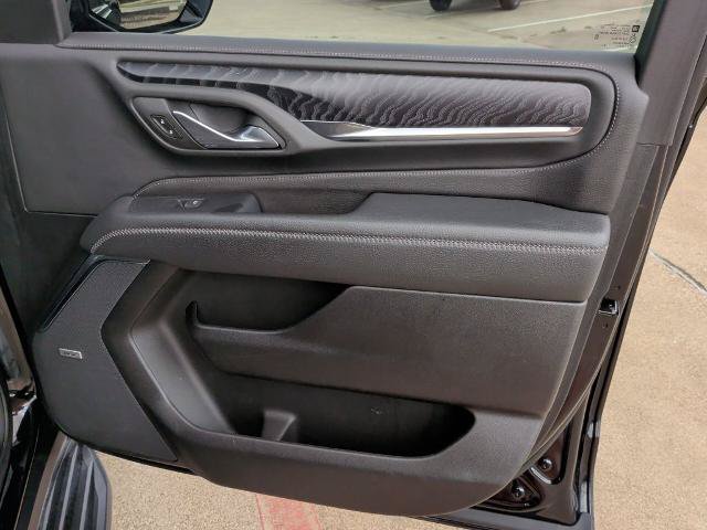 Used 2024 GMC Yukon XL Denali RWD image 21