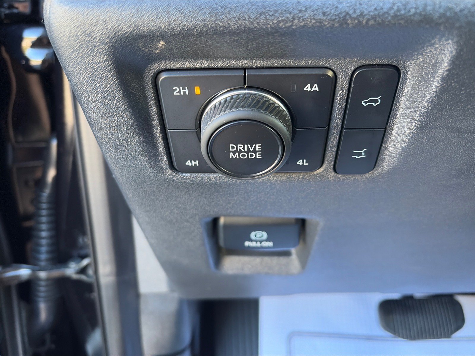 Certified 2025 Ford Expedition Active AWD/4WD image 14
