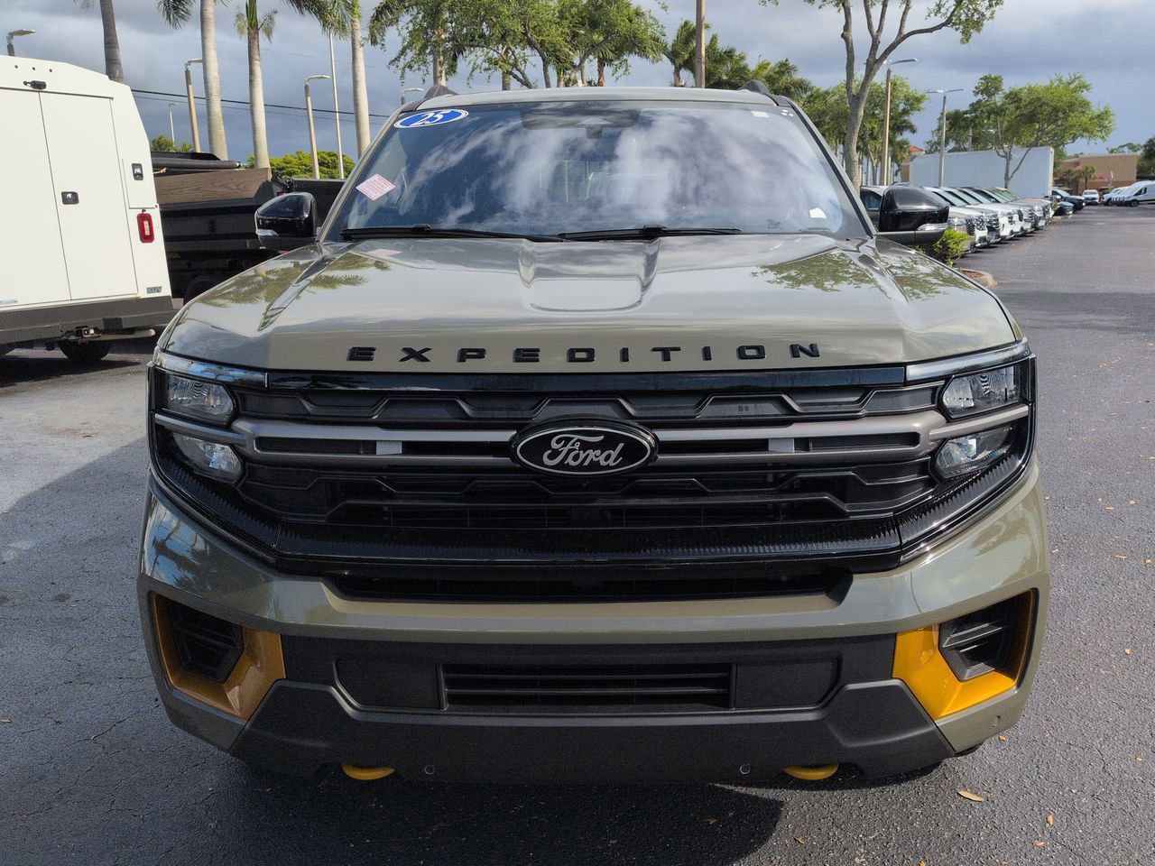 Certified 2025 Ford Expedition Tremor AWD/4WD image 9