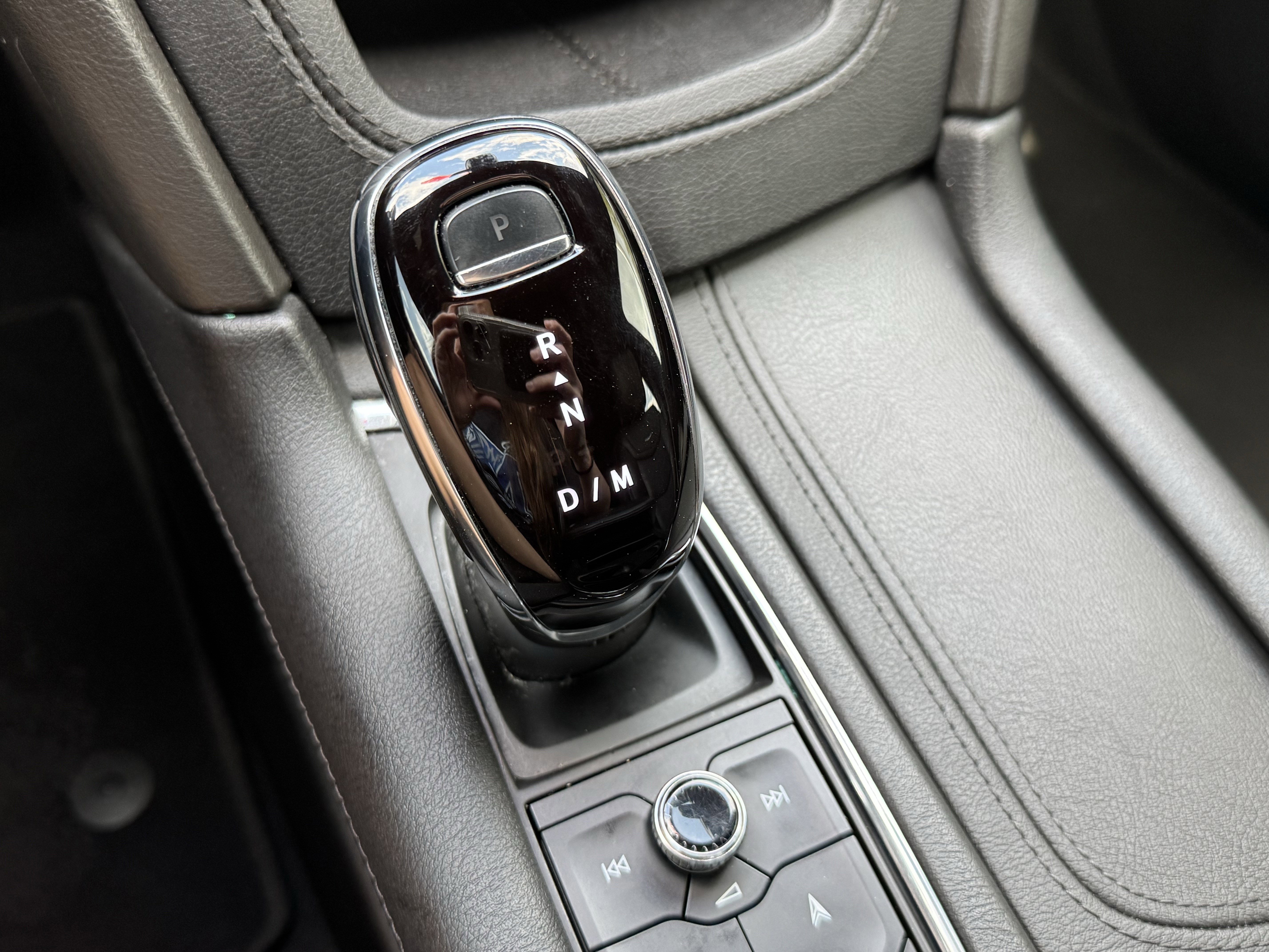 Used 2023 Cadillac XT6 Sport w/ Platinum Package image 21