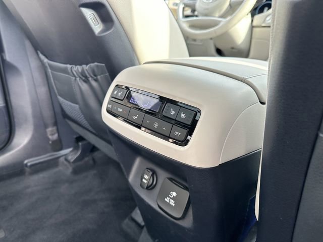 Used 2023 Hyundai Palisade Limited AWD/4WD image 40