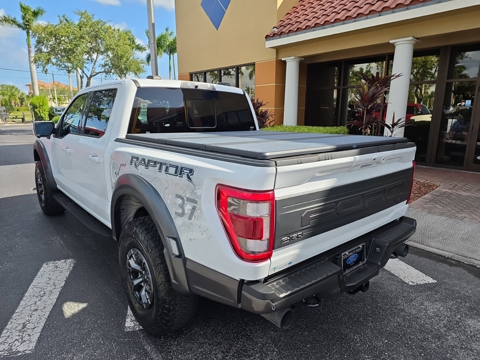 Certified 2021 Ford F150 Raptor w/ Raptor 37 Performance Package AWD/4WD image 3