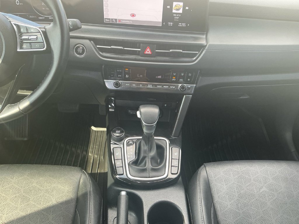 Used 2024 Kia Seltos EX FWD image 20