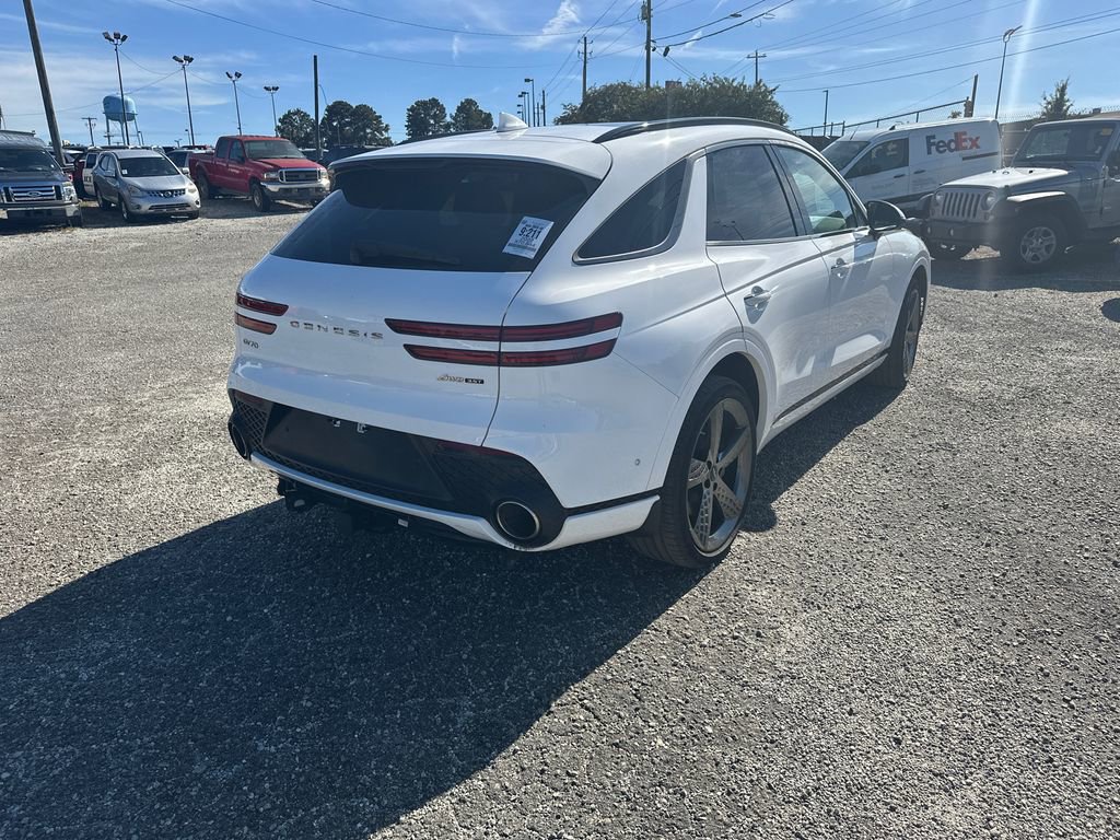 Used 2022 Genesis GV70 3.5T Sport w/ Sport Prestige Package AWD/4WD image 3