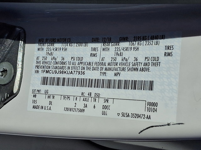 Certified 2019 Ford Escape Titanium image 31