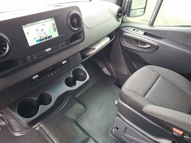 Used 2021 Mercedes-Benz Sprinter 3500 image 16