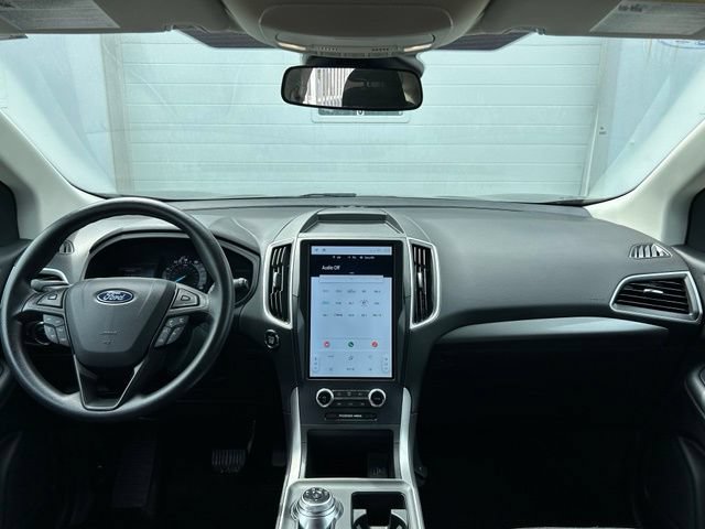 Certified 2024 Ford Edge SE w/ Black Appearance Package AWD/4WD image 10