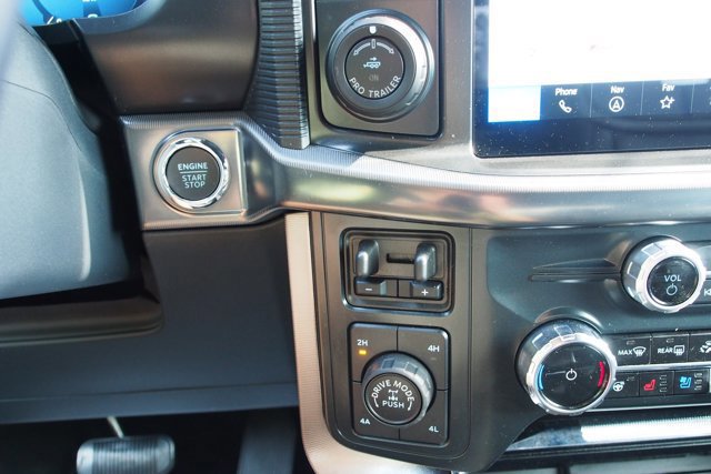 Certified 2025 Ford F150 Platinum w/ Equipment Group 702A High image 24