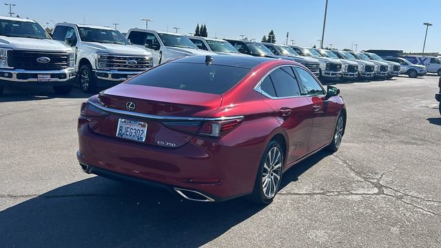 Used 2019 Lexus ES 350 350 Luxury image 3