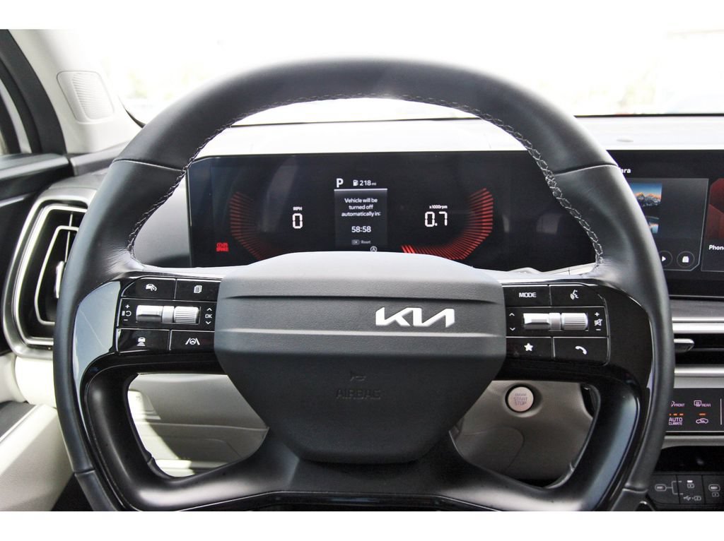Used 2026 Kia Sorento S FWD image 17