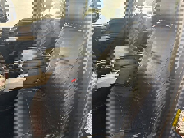 Certified 2019 Ford F350 Lariat w/ Lariat Ultimate Package image 17