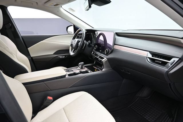 Used 2023 Lexus RX 350 Premium Plus w/ Cold Area Package AWD/4WD image 30