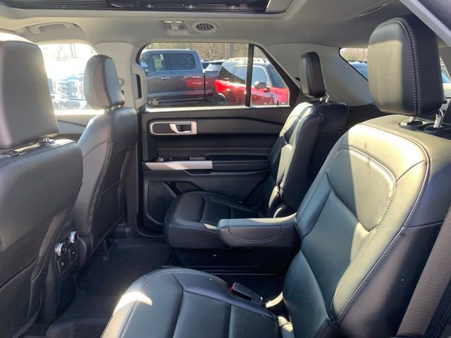 Certified 2023 Ford Explorer XLT w/ Equipment Group 202A image 26