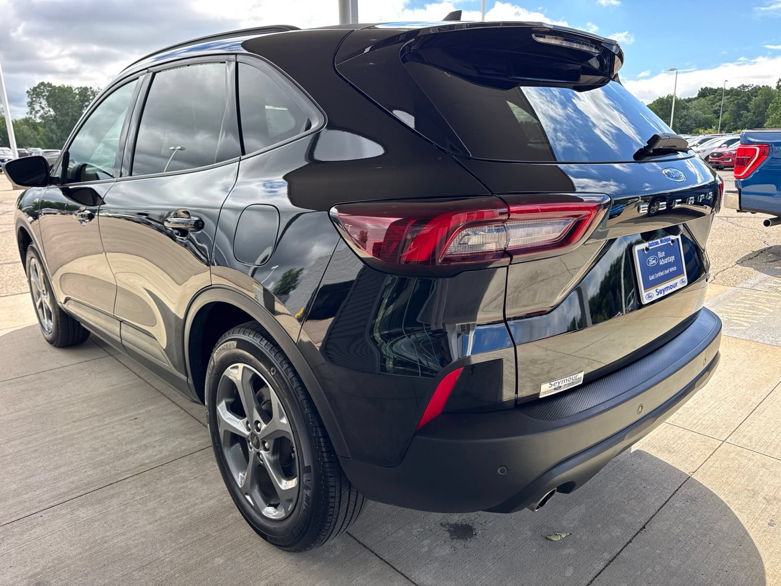 Certified 2025 Ford Escape ST-Line w/ Tech Pack #1 AWD/4WD image 5