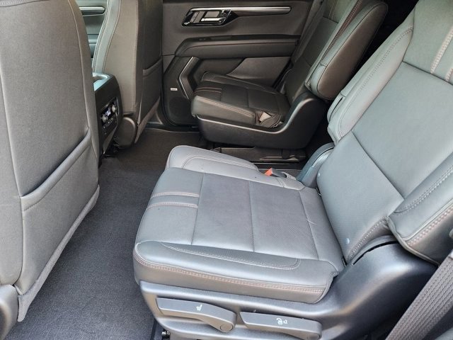 Used 2025 Chevrolet Tahoe RST w/ Comfort Package image 30