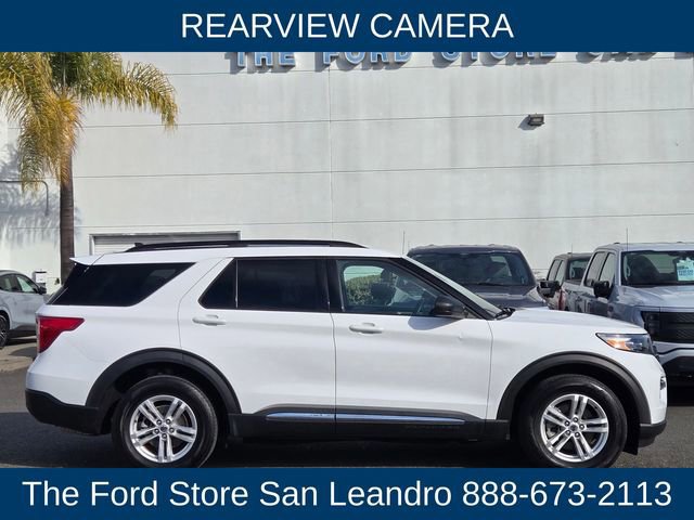 Certified 2024 Ford Explorer XLT w/ Equipment Group 202A image 2